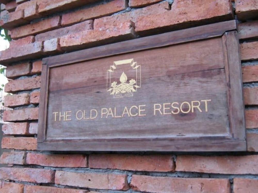 The Old Palace Resort Klong Sa Bua Ayutthaya Eksteriør billede