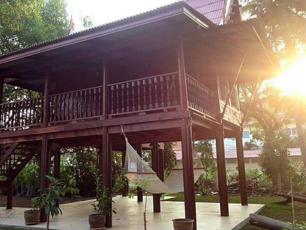 The Old Palace Resort Klong Sa Bua Ayutthaya Eksteriør billede